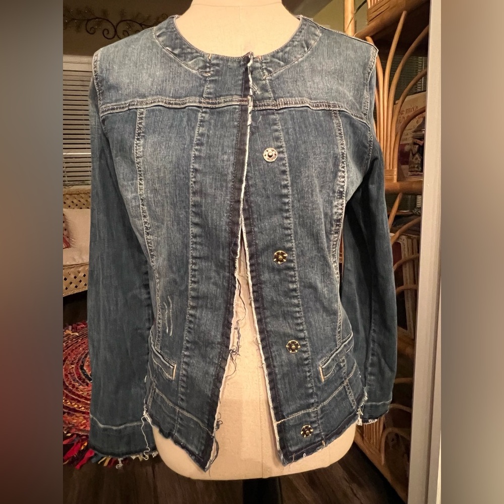 Kut from the Kloth Women's Dark Blue Denim Jacket - Picture 2 of 8